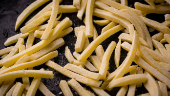 Bevroren frites, aardappelproduct