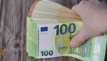 Stapel eurobiljetten