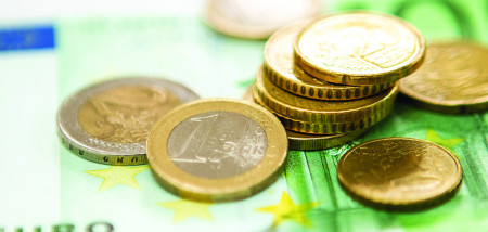 financieel euro munt biljetten