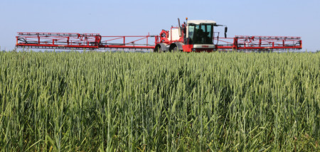 spuiten gewasbescherming tarwe - agri graan - agri