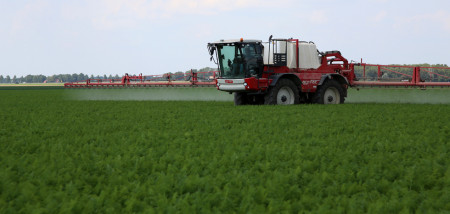 spuiten gewasbescherming peen Agrifac
