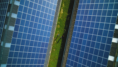 Panneaux solaires sur le toit