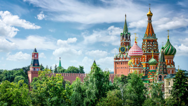 Het Kremlin in Moskou, historisch regeringscomplex met muren en torens.