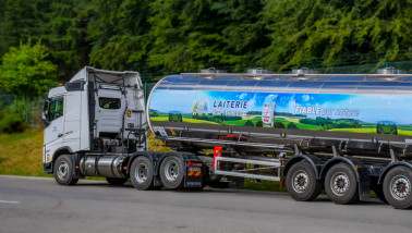 Melkwagen van Laiterie des Ardennes, vervoer van verse zuivelproducten van boerderijen naar verwerkingslocaties