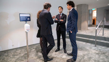 Henri Bontenbal (CDA), Rob Jetten (D66) en Jesse Klaver (GroenLinks-PvdA) tijdens een debat in Tweede Kamer op a april 1 2025 in Den Haag