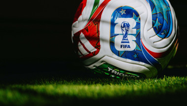 De AdidasTrionda, de officiële wedstrijdbal van het FIFA Wereldkampioenschap Voetbal 2026  in de VS, Mexico en Canada