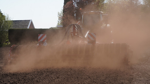 droogte grondbewerking