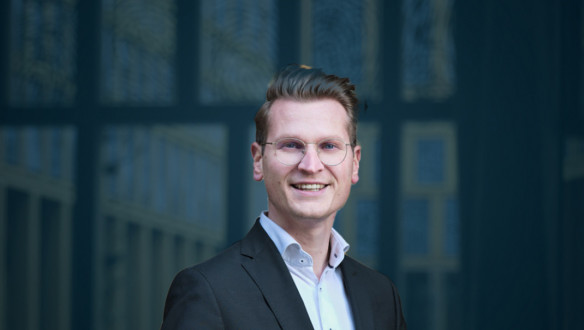 Foto van aspirant minister van Essen