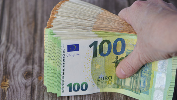 Stapel eurobiljetten