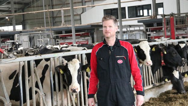 'Niets in melkveestrategie aan het toeval overlaten' - Ruwvoertour Frank Rooker