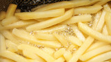 Aardappel frites gebakken in olie