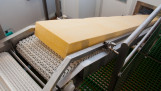 Industriële productie van halfharde kazen
