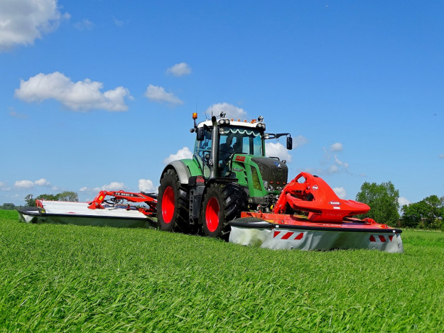 Drukke tijd voor veehouderijbedrijven - Fotoreportage Agrifoto.nl - Boerenbusiness.nl